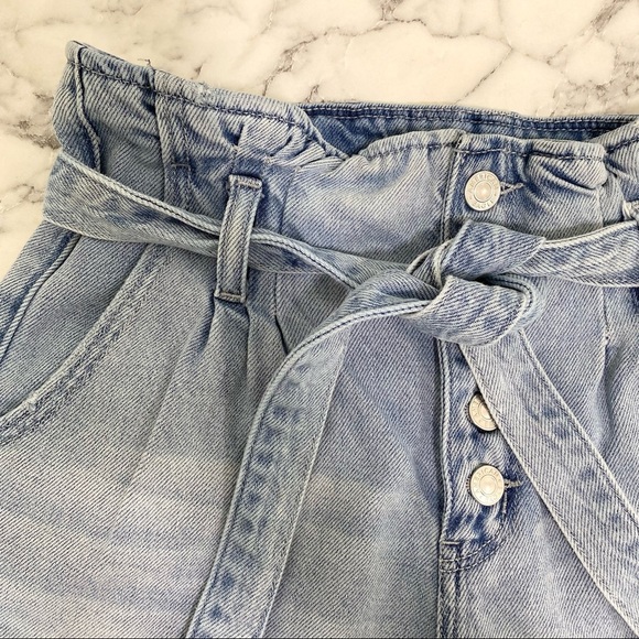AEO mom short 100% cotton paperbag denim shorts light wash high rise size 6 - Picture 8 of 12